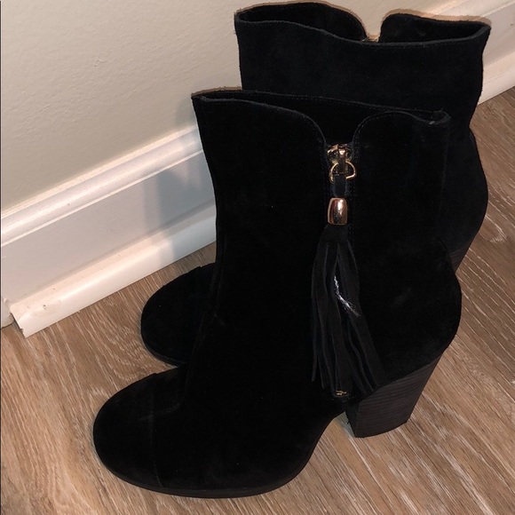 “Griffin” Black Suede Ankle Boots - Just Fab - Picture 4 of 8